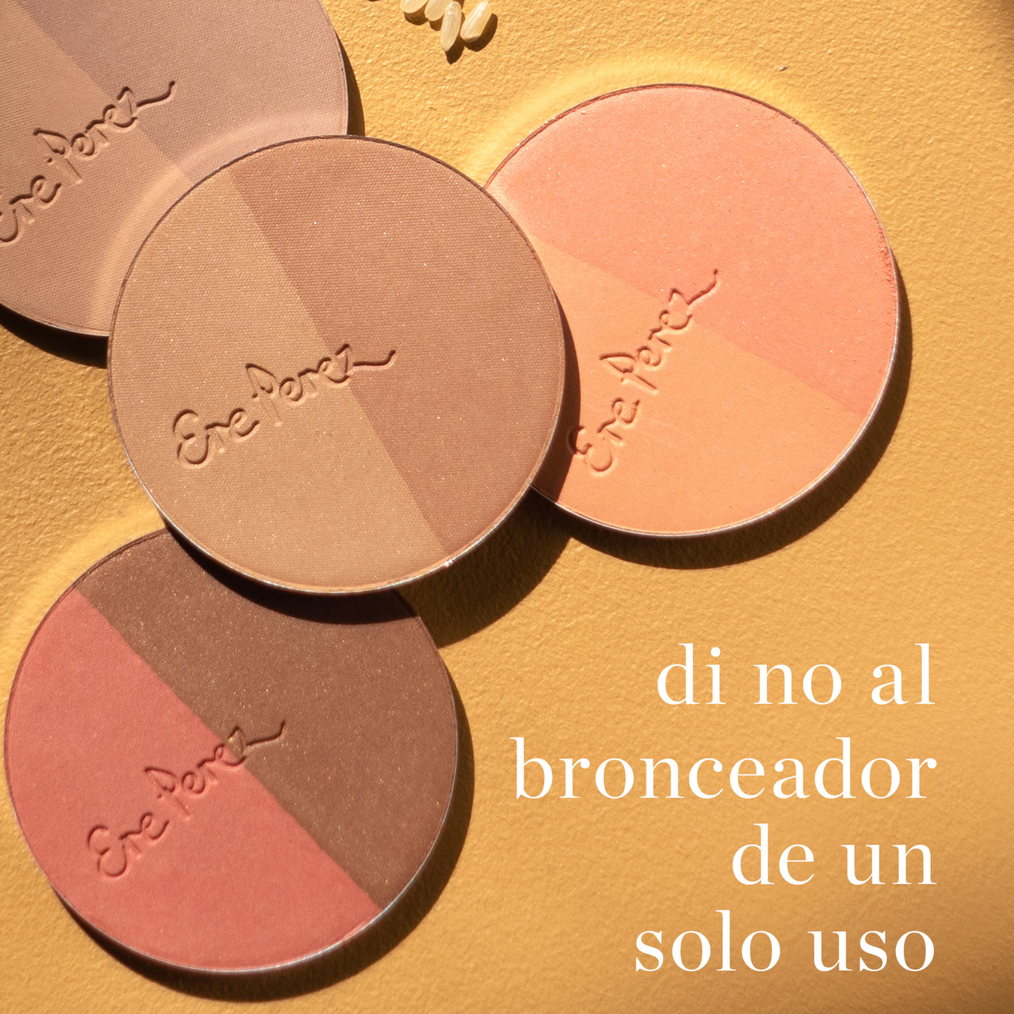 vista aerea de las pastillas de repuesto de todos los tonos de blush y bronceador