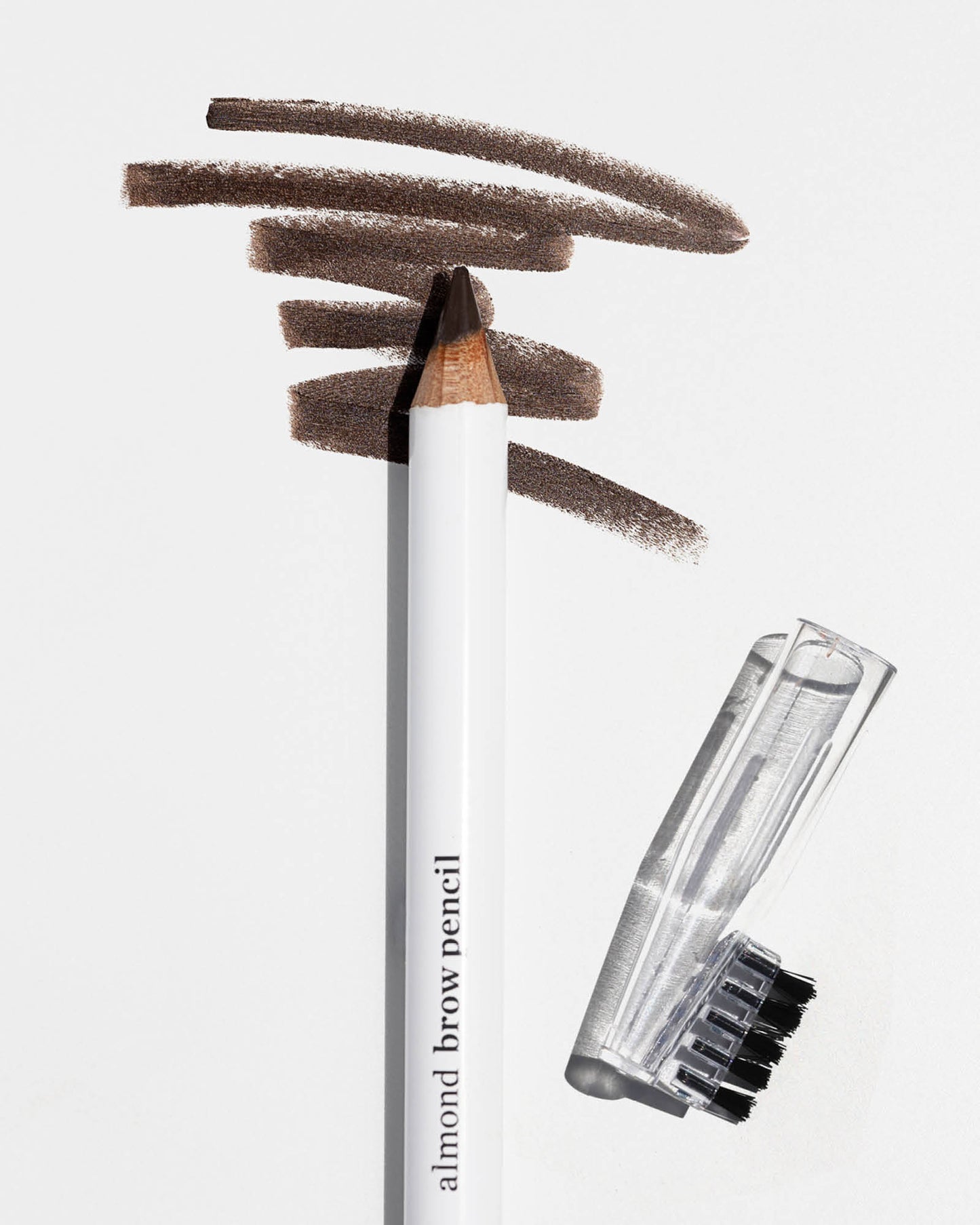 muestra de tono Pristine del lápiz de cejas con almendras Ere Perez disponible en Blumma
