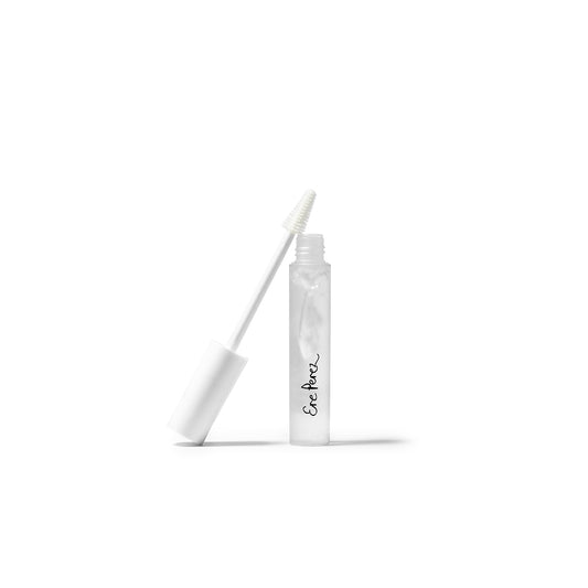 vista frontal de envase transparente de mascara con sabila clear ere perez disponible en blumma