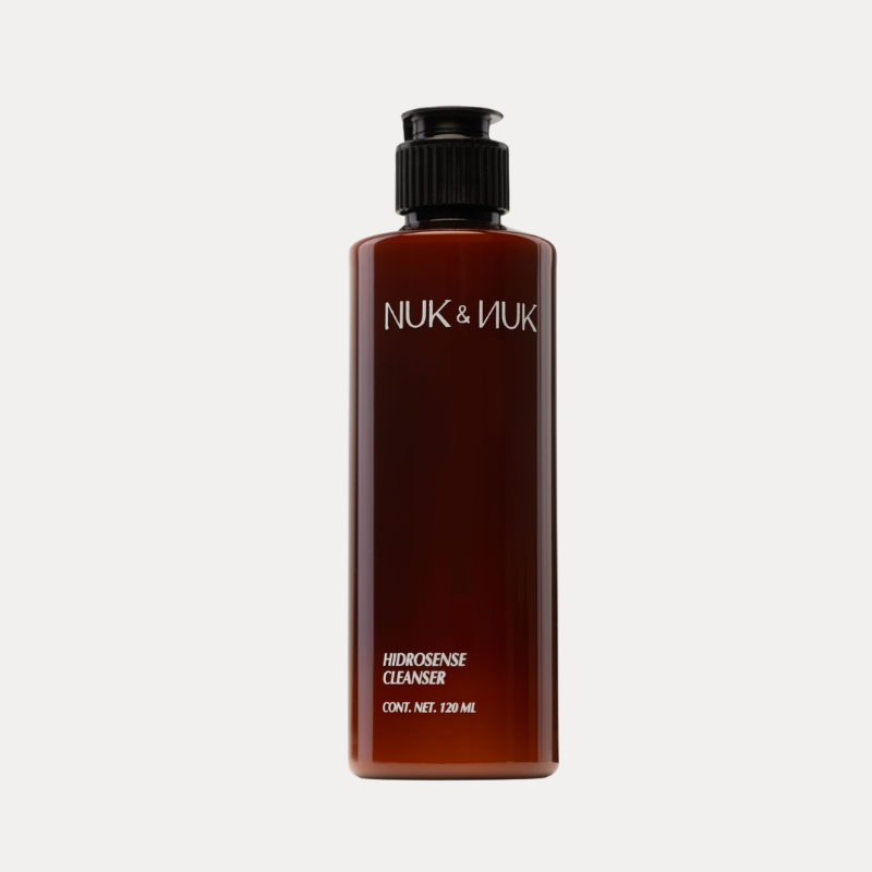 vista frontal del desmaquillante en crema de Nuk&Nuk versión 120 ml en fondo blanco disponible en Blumma