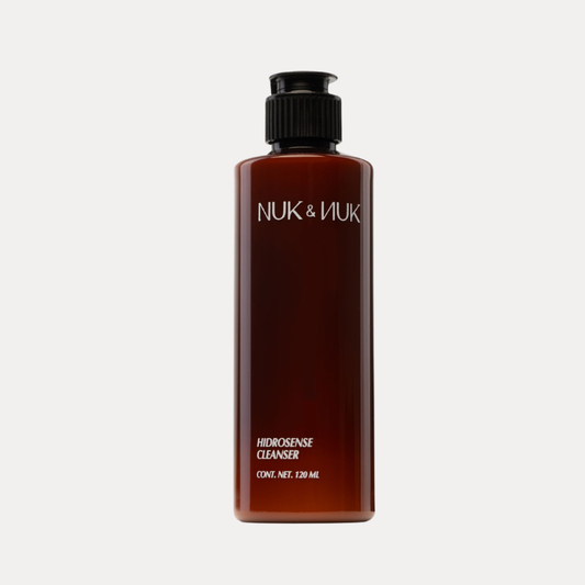 vista frontal del desmaquillante en crema de Nuk&Nuk versión 120 ml en fondo blanco disponible en Blumma