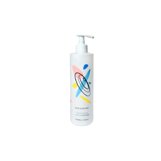 botella grande de plastico blanca de la crema corporal con vitamina e rice and shine disponible en blumma
